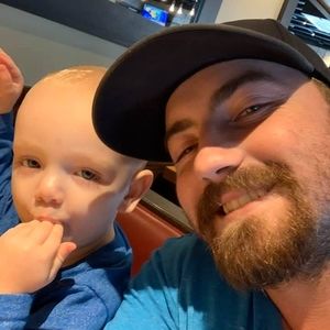 Meet your Posher, Casey